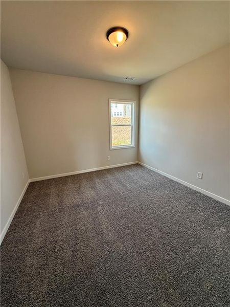 Spacious, unfurnished interior of a new home in Ponderosa Farms Estates, Gainesville (Image 15).