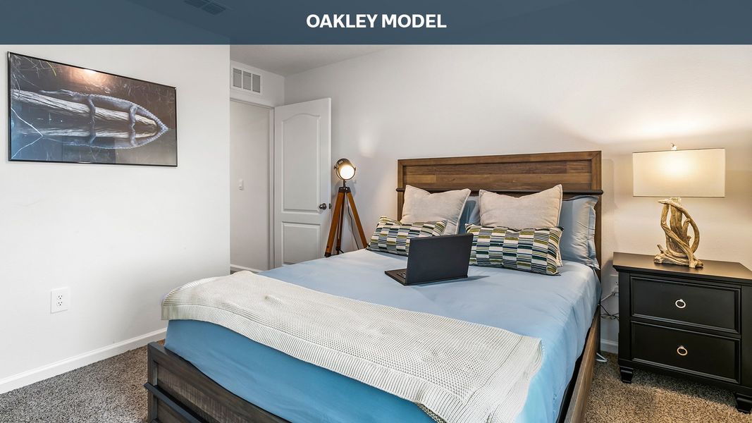 Representative furnished interior of a home built from the Oakley by D.R. Horton in Corsair, Middleburg (Image 21).