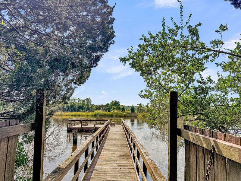 Natural landscape and outdoor views near  in North Charleston (Image 39).