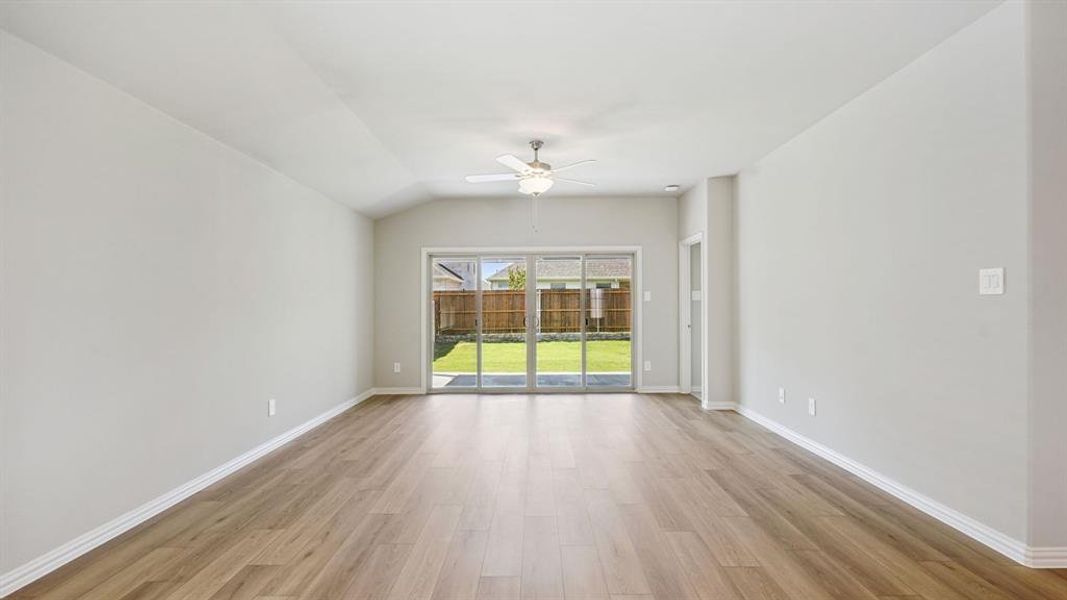 Photo is not of the actual home, but is an inspirational photo of builder’s model home and may depict options, furnishings, and/or decorator features that are not included. Photo is not of the actual home, but is an inspirational photo of builder’s model home and may depict options, furnishings, and/or decorator features that are not included.