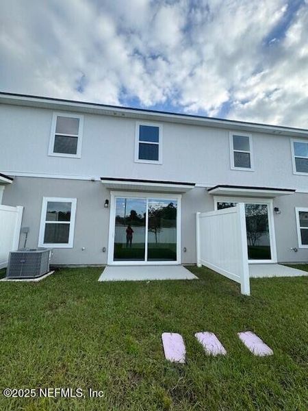 Image 47 of a home in The Landing.