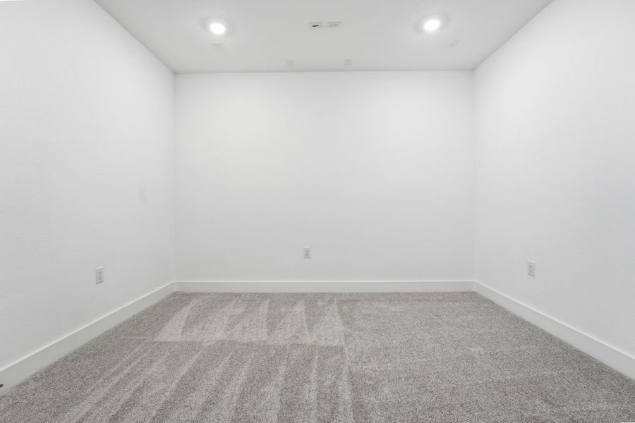 Spacious, unfurnished interior of a new home in Easton Park, Austin (Image 18).