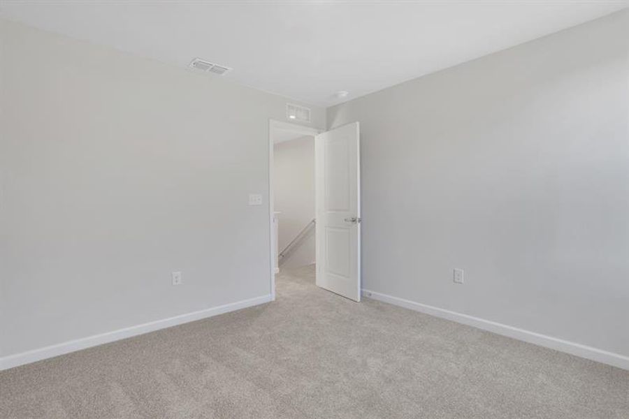 Spacious, unfurnished interior of a new home in Summertree, Stone Mountain (Image 37).