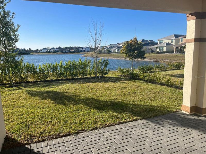 Exterior details and patio area of a home in Tesoro Club, Port St. Lucie (Image 12).