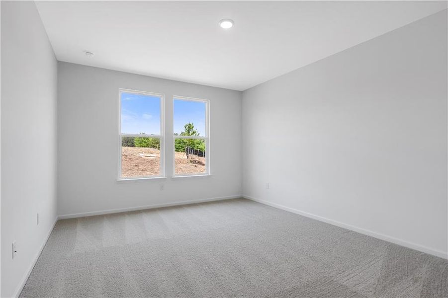 Spacious, unfurnished interior of a new home in Three Rivers, Rome (Image 26).