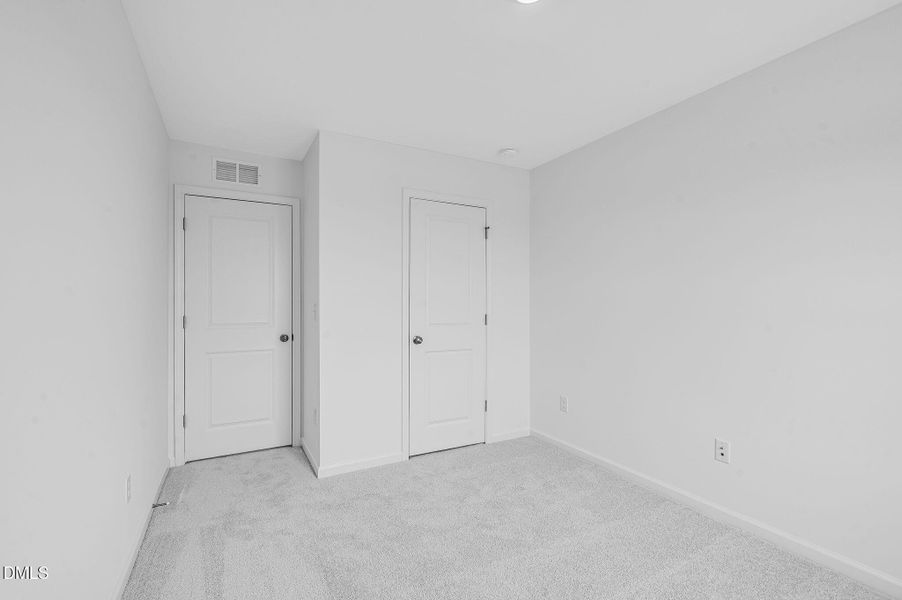 SUN_CaitlinCrossing_Pic_Cameron-23