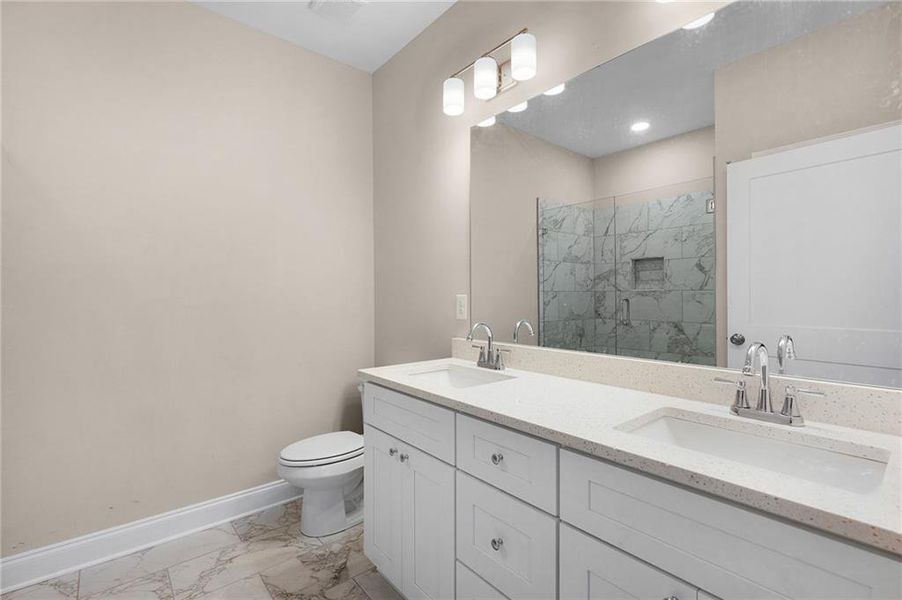 Furnished interior view inside a new home in , Calhoun (Image 8).