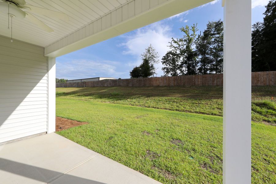 Exterior details and patio area of a home in Jordan Grove, Conway (Image 26).