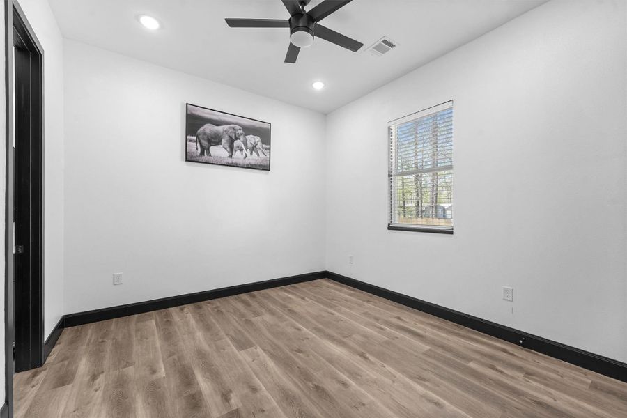 Spacious, unfurnished interior of a new home in , Point Blank (Image 7).