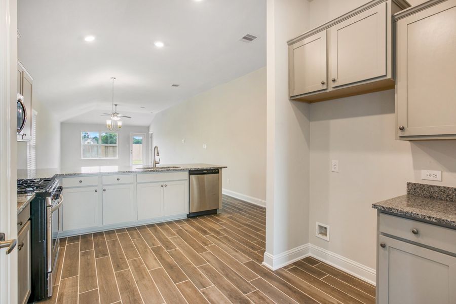Furnished interior view inside a new home in Bayou Maison, Dickinson (Image 6).