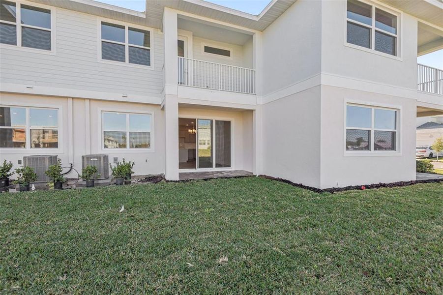 Exterior details and patio area of a home in Lagoon Residences at Epperson, Wesley Chapel (Image 30).