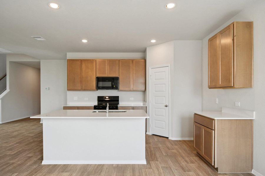 Light & Bright Open Concept Kitchen