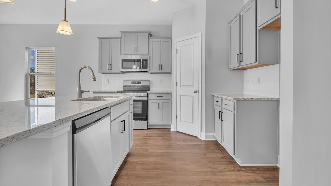 New Home in Conway, SC.  - Slide 3