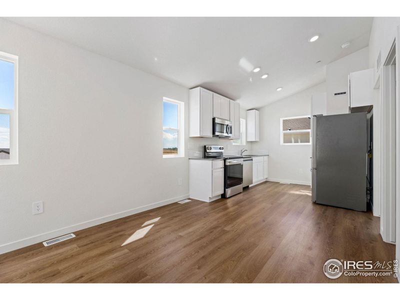 Spacious, unfurnished interior of a new home in , Evans (Image 8).