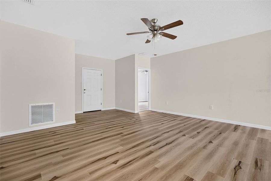 Spacious, unfurnished interior of a new home in , Port Charlotte (Image 39). Spacious, unfurnished interior of a new home in , Port Charlotte (Image 39).