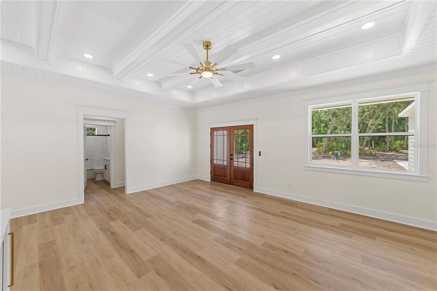 Spacious, unfurnished interior of a new home in , Webster (Image 26).