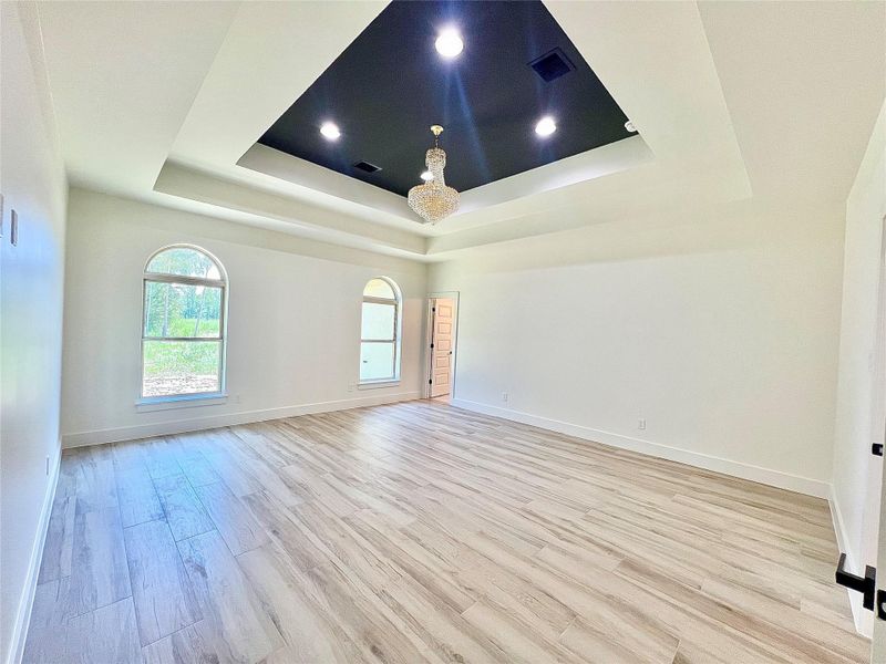 Spacious, unfurnished interior of a new home in , Dayton (Image 39).