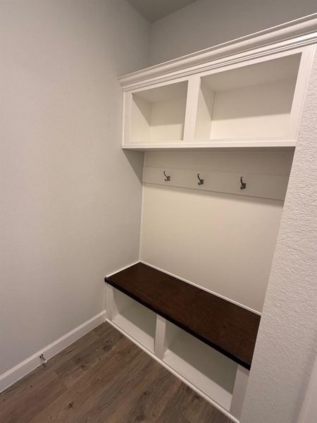 Image 16 of a home in Wellborn Settlement.