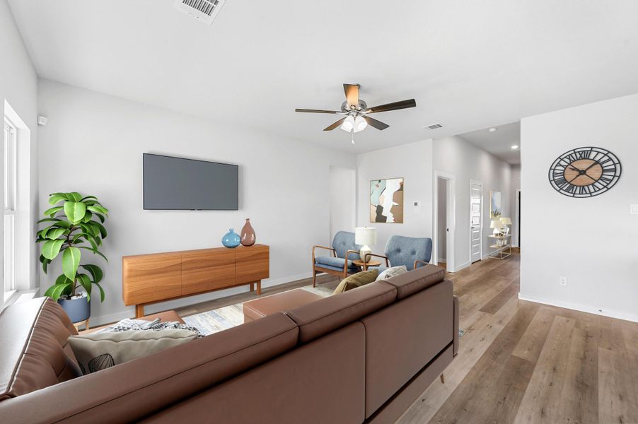 Representative furnished interior of a home built from the Essex by Cheldan Homes in Craftsmen's Corner, Cleburne (Image 28). Representative furnished interior of a home built from the Essex by Cheldan Homes in Craftsmen's Corner, Cleburne (Image 28).