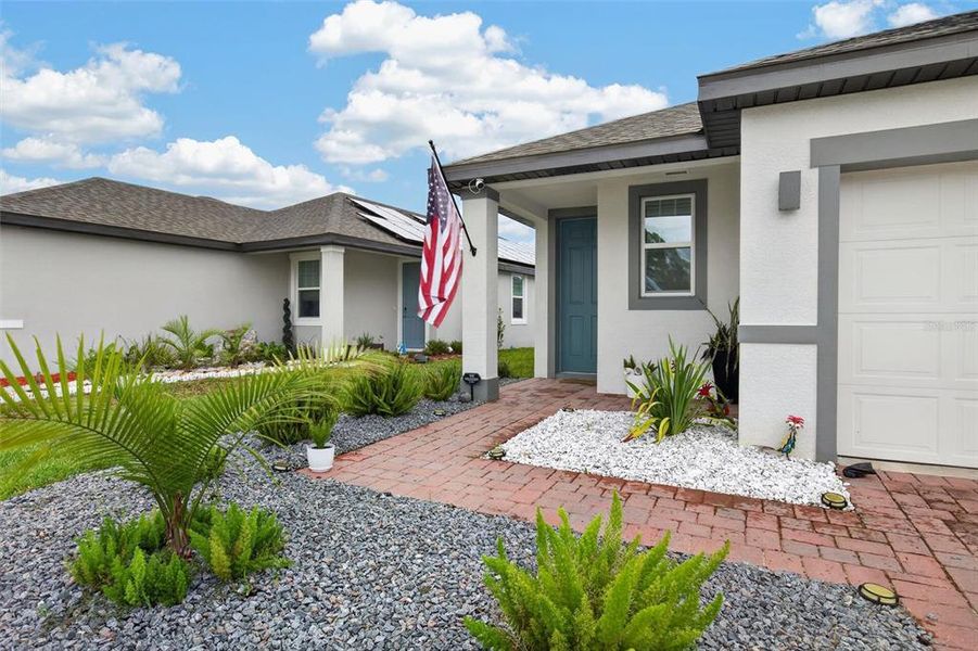 Exterior details and patio area of a home in Links Terrace, Daytona Beach (Image 27).
