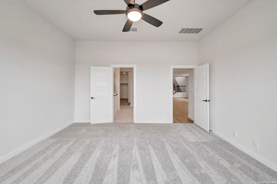 Spacious, unfurnished interior of a new home in Mayfair - Select Garden Series, New Braunfels (Image 16). Spacious, unfurnished interior of a new home in Mayfair - Select Garden Series, New Braunfels (Image 16).