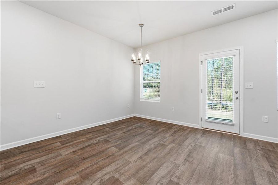 Spacious, unfurnished interior of a new home in Azalea Hills, Temple (Image 13).