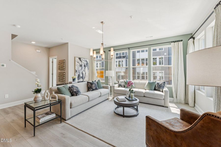 17 Julianne Living Area 2 17 Julianne Living Area 2