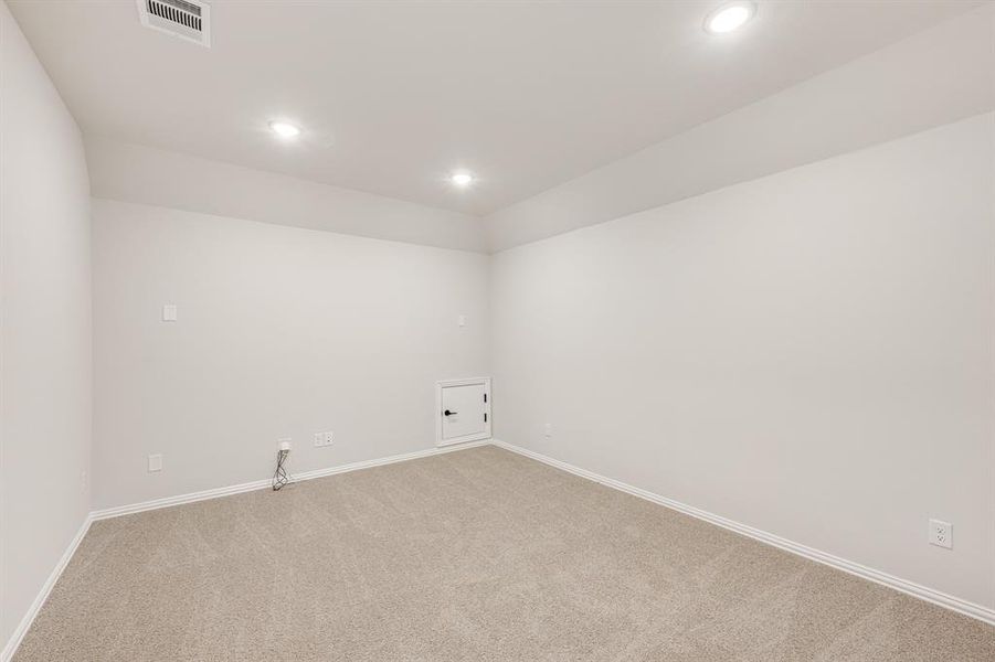 Spacious, unfurnished interior of a new home in Woodstone, Providence Village (Image 27). Spacious, unfurnished interior of a new home in Woodstone, Providence Village (Image 27).