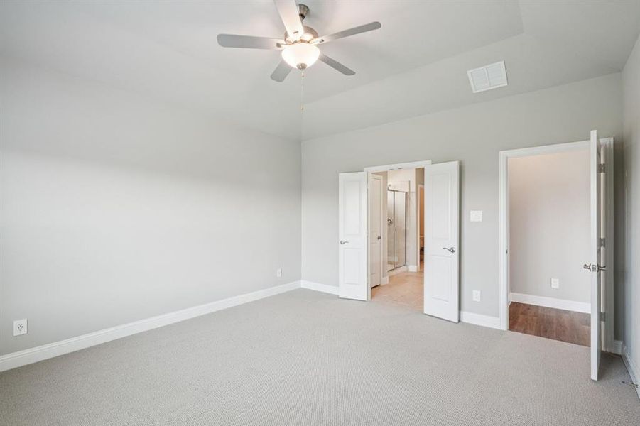 Photo is not of the actual home, but is an inspirational photo of builder’s model home and may depict options, furnishings, and/or decorator features that are not included.