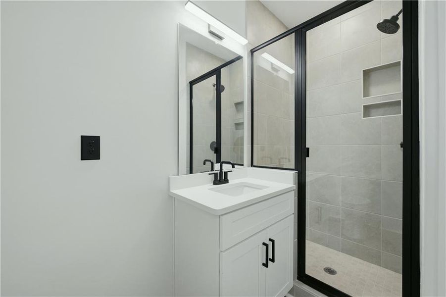 Furnished interior view inside a new home in , Atlanta (Image 7).