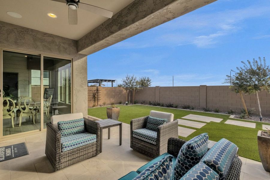 Representative exterior details of a home built from the Residence Six by Blandford Homes in Earnhardt Ranch, Chandler (Image 4).