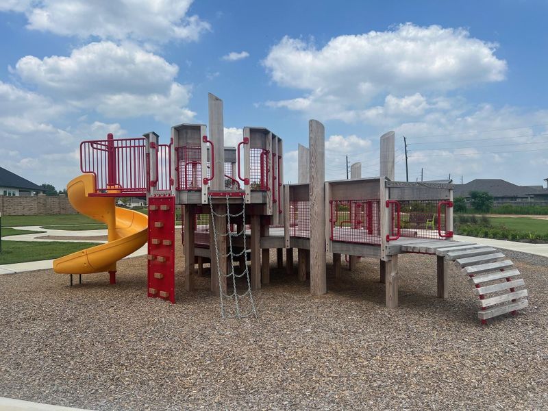 Community amenities in Wood Leaf Reserve, Tomball (Image 24).