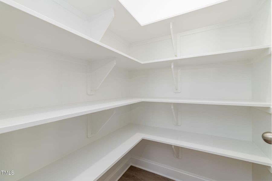 7-web-or-mls-127-Nutbush-7