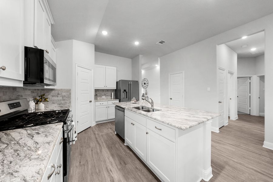 Furnished interior view inside a new home in Fox Landing, Caddo Mills (Image 8).