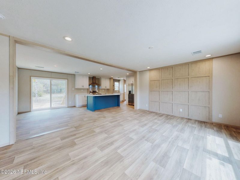 Spacious, unfurnished interior of a new home in , Keystone Heights (Image 29).