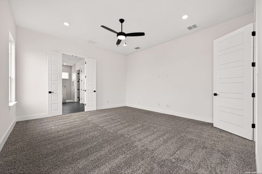 Spacious, unfurnished interior of a new home in , Castroville (Image 23).
