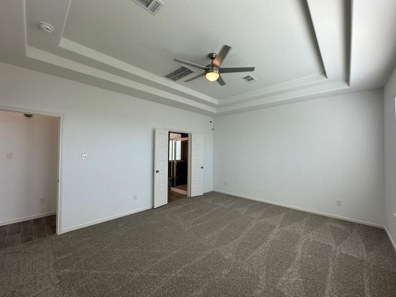 Spacious, unfurnished interior of a new home in Rates starting as low as, Iowa Colony (Image 15).
