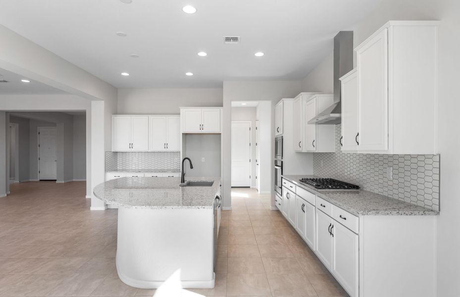 Furnished interior view inside a new home in Sun City Anthem at Merrill Ranch, Florence (Image 14).
