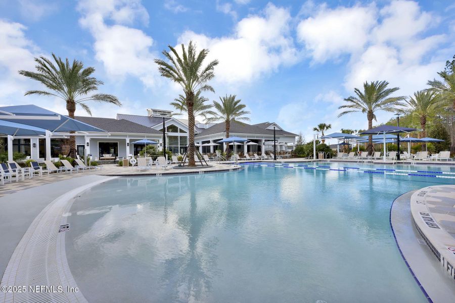 Community amenities in Del Webb Wildlight, Yulee (Image 43).