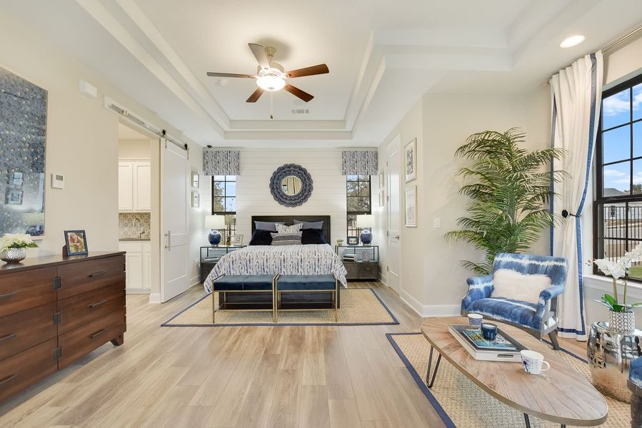 Representative furnished interior of a home built from the Casita by Giddens Homes in Whispering Wind, Bertram (Image 15).