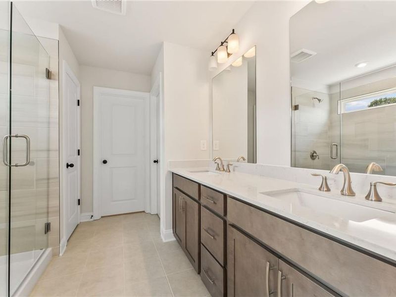 Furnished interior view inside a new home in The Village at Shallowford, Kennesaw (Image 5). Furnished interior view inside a new home in The Village at Shallowford, Kennesaw (Image 5).