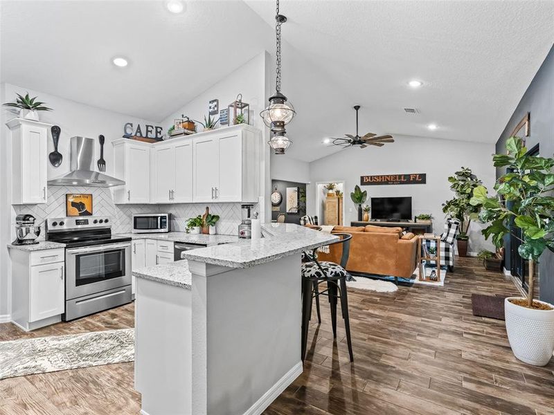 Furnished interior view inside a new home in , Bushnell (Image 9).