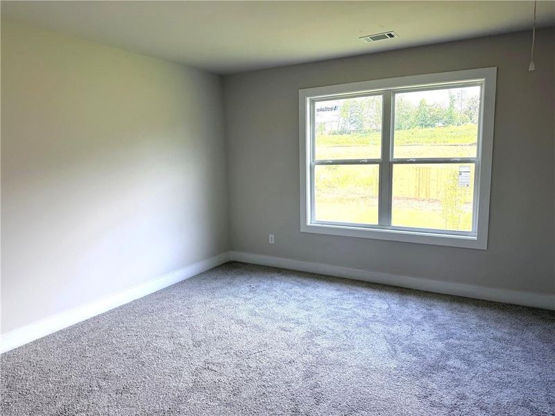 Spacious, unfurnished interior of a new home in Sierra Lake, Cumming (Image 11).