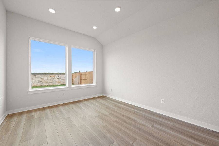 Spacious, unfurnished interior of a new home in Lagos Reserve, Manor (Image 38).
