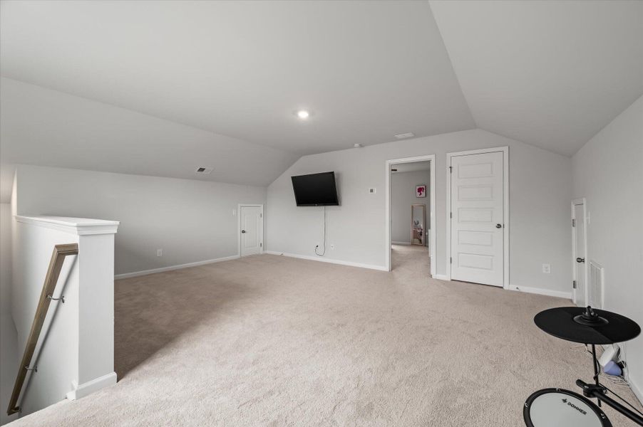 Spacious, unfurnished interior of a new home in Limehouse Village: Arbor Series, Summerville (Image 20). Spacious, unfurnished interior of a new home in Limehouse Village: Arbor Series, Summerville (Image 20).