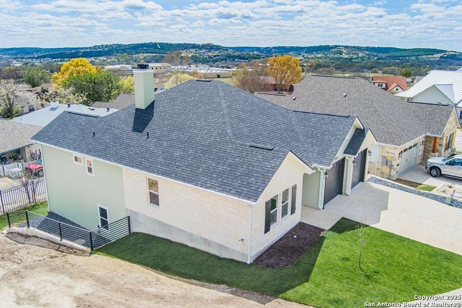 Image 24 of a home in .