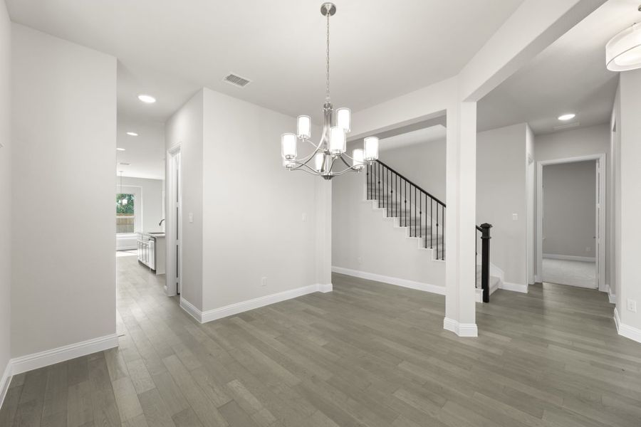 Spacious, unfurnished interior of a new home in River Ranch, Van Alstyne (Image 19).