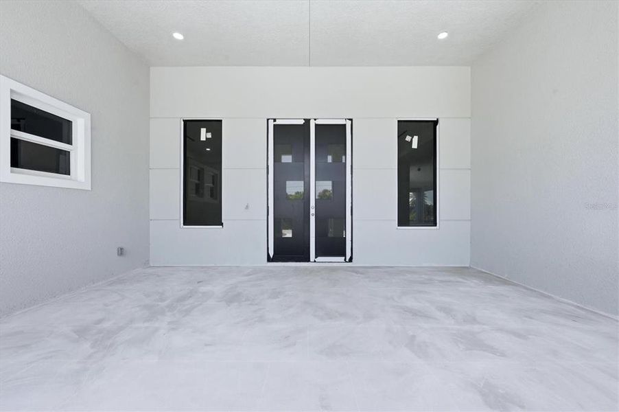 Spacious, unfurnished interior of a new home in , Port Charlotte (Image 5). Spacious, unfurnished interior of a new home in , Port Charlotte (Image 5).