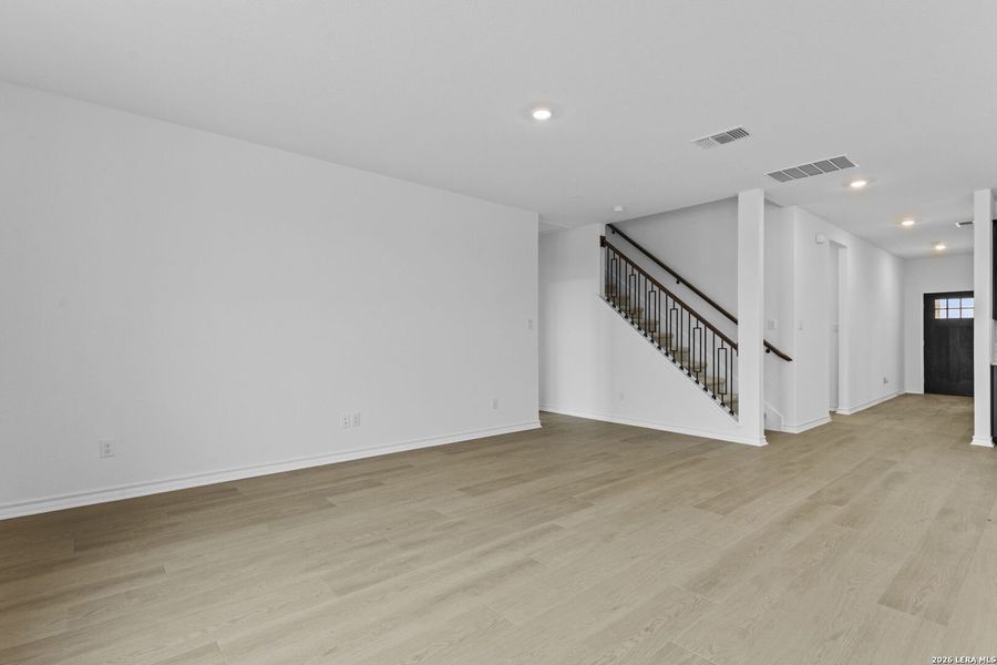 Spacious, unfurnished interior of a new home in Nopal Valley, San Antonio (Image 37). Spacious, unfurnished interior of a new home in Nopal Valley, San Antonio (Image 37).