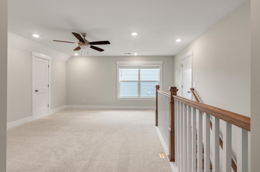 Spacious, unfurnished interior of a new home in Academy Park, Beaufort (Image 20).